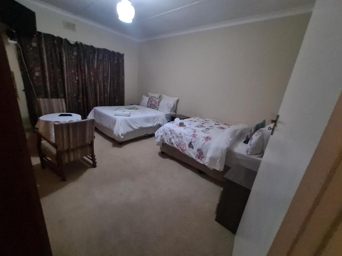 Zenith House Boston Self Catering Accomodation Kaapstad Buitenkant foto